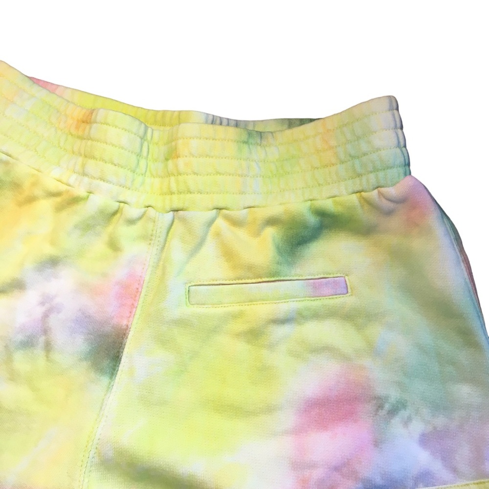Alice and Olivia Tye Dye shorts NWT size small - Picture 5 of 12
